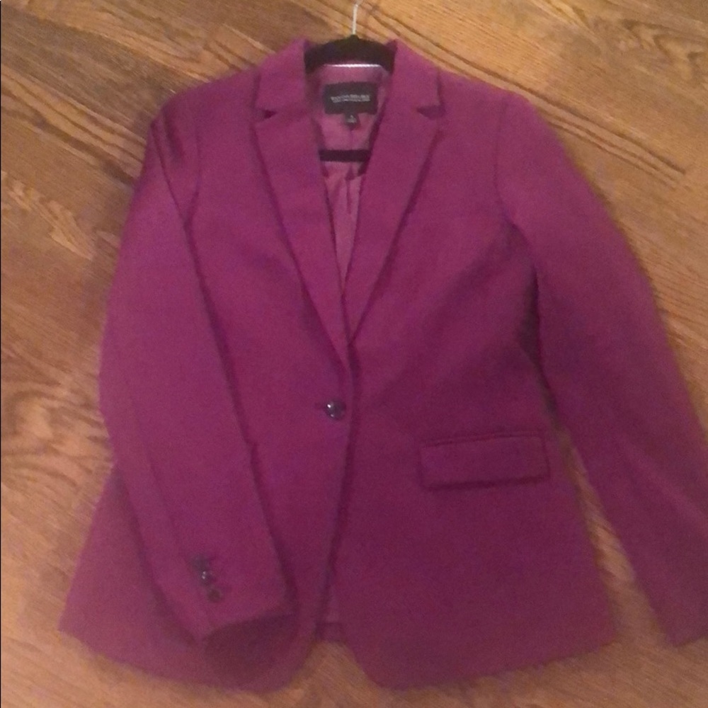 Dark pink/wine blazer